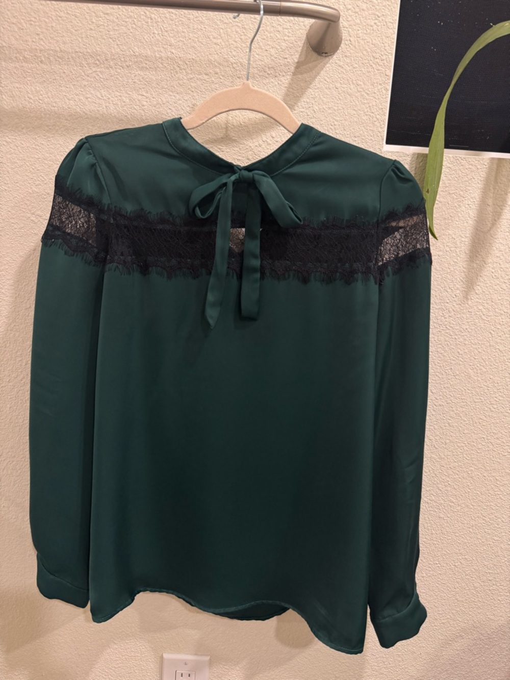 Allegra K Emerald Green Lace Yoke Tie-Neck Blouse